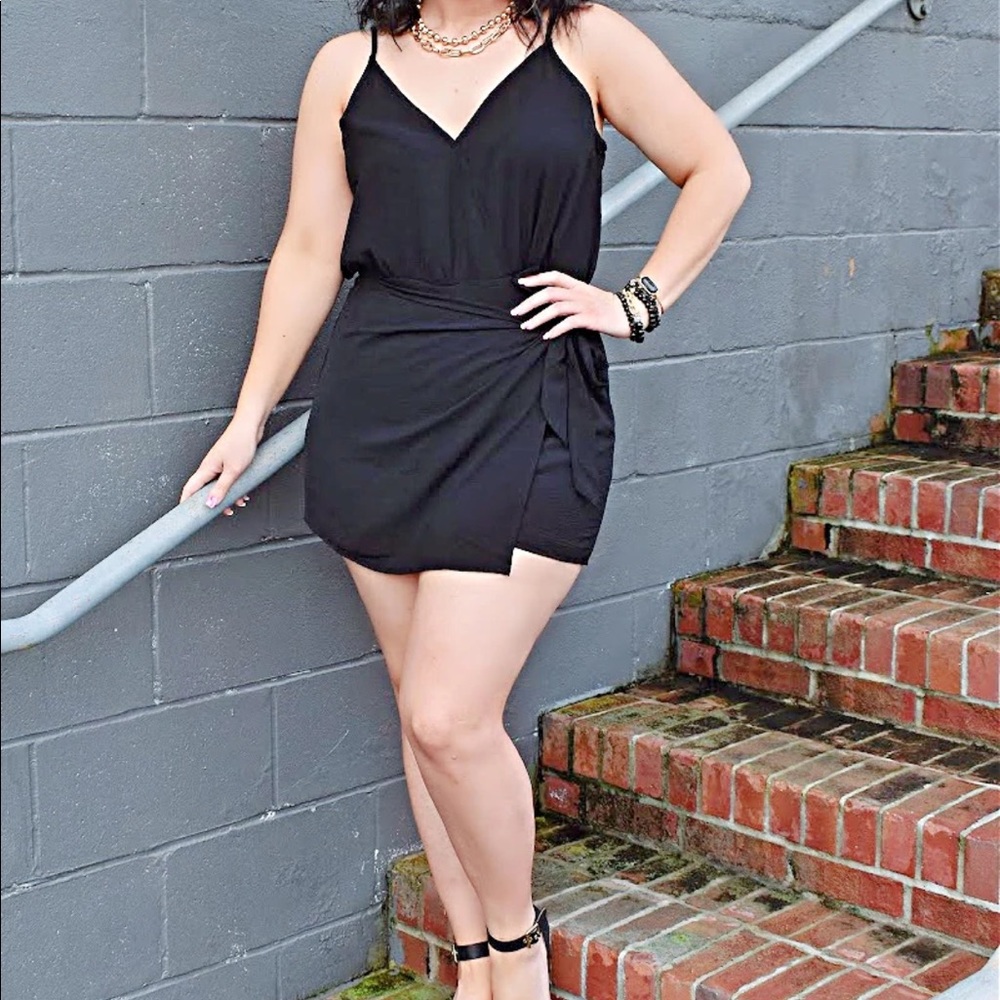Perfectly Priscilla Romper 22/24 fits more like a 16/18